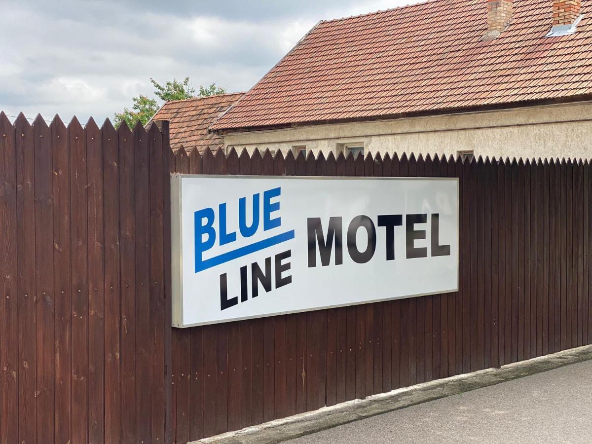 Blueline Motel Ясберень Экстерьер фото
