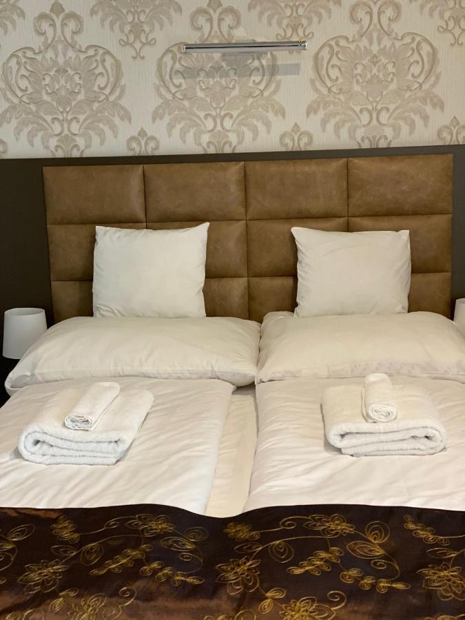 Blueline Motel Ясберень Экстерьер фото