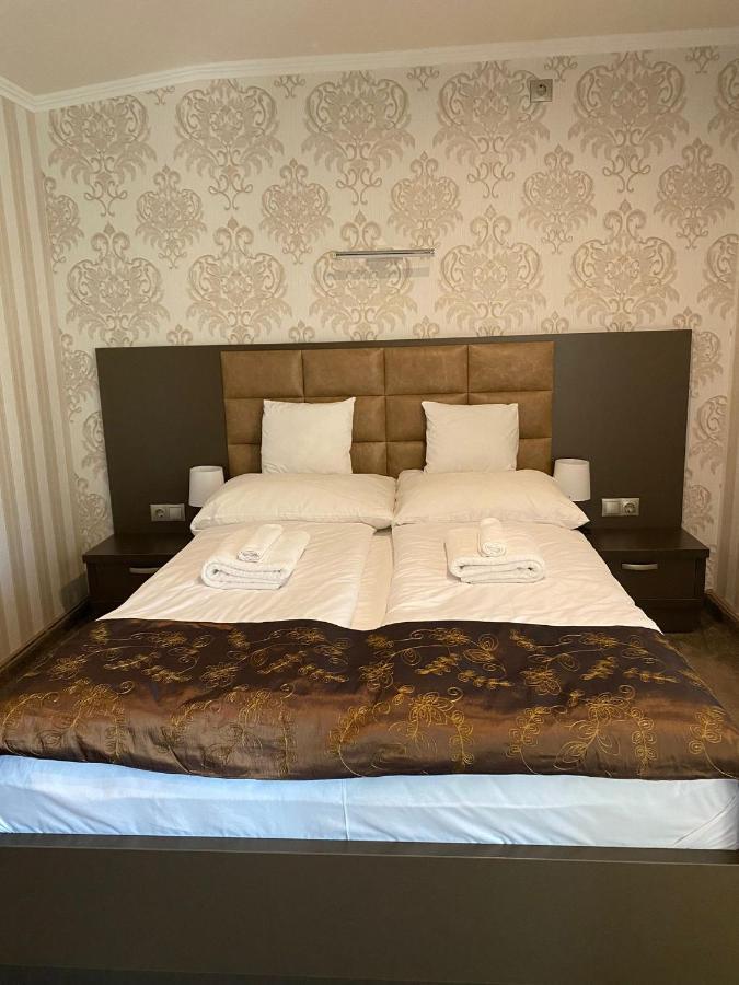 Blueline Motel Ясберень Экстерьер фото